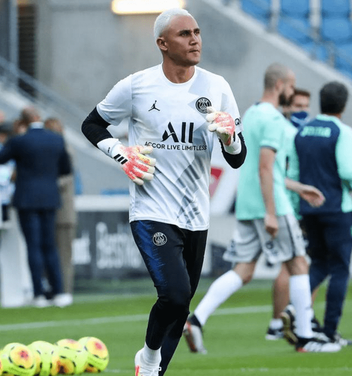 巴黎胜出，成功晋级四强